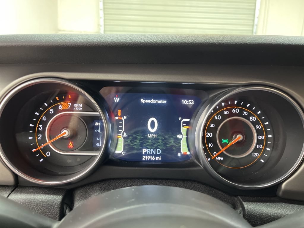 Used 2021 Jeep Wrangler Sport AWD/4WD image 16