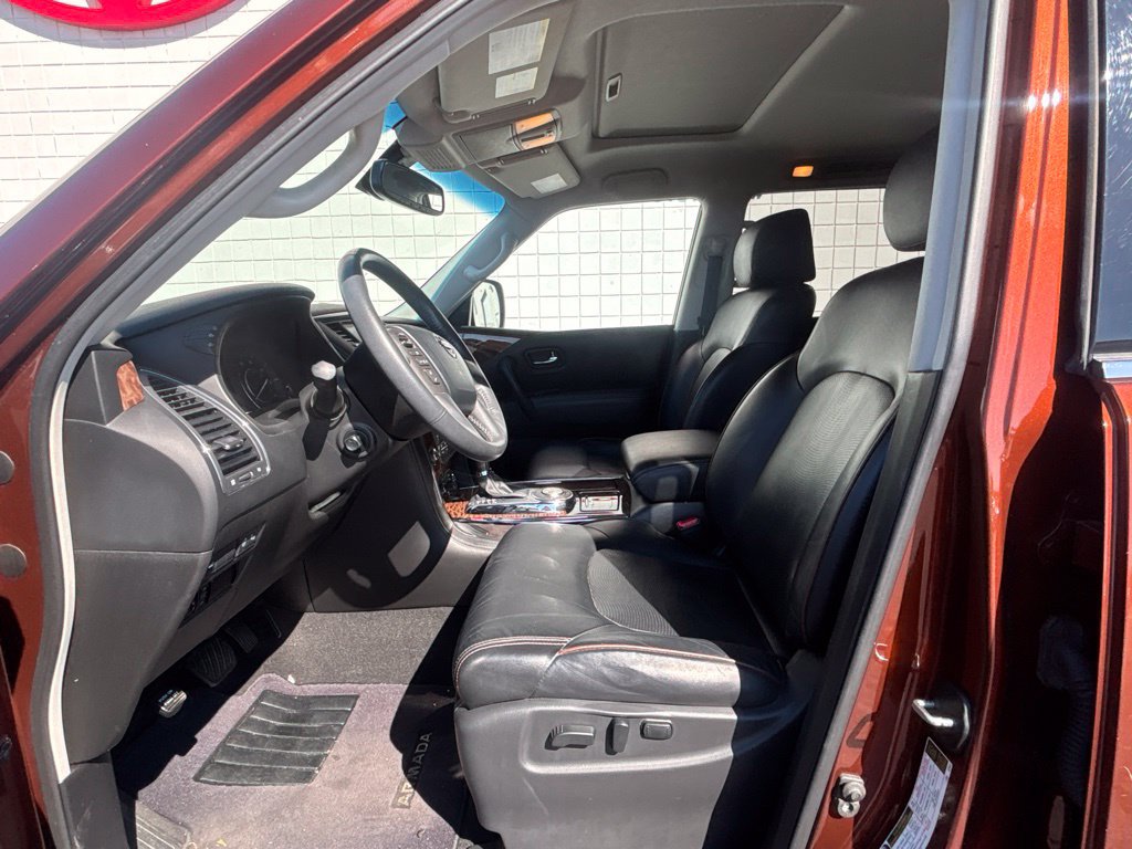 Used 2017 Nissan Armada Platinum RWD image 3