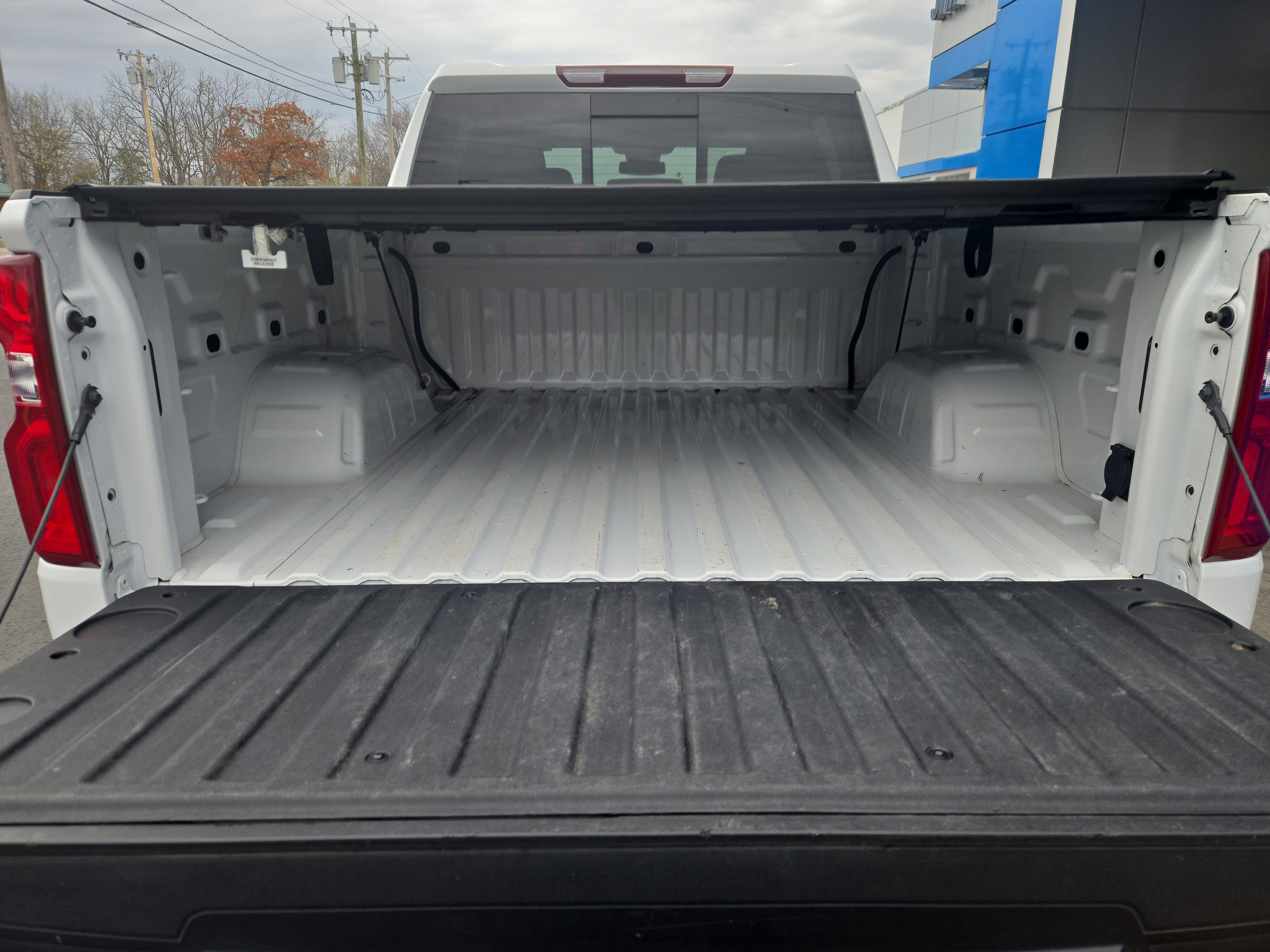 Used 2023 Chevrolet Silverado 1500 LTZ w/ LTZ Convenience Package II image 8