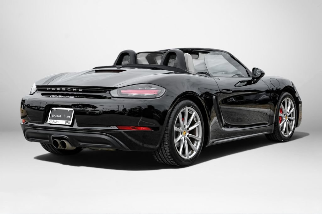 Used 2018 Porsche 718 Boxster S RWD image 9