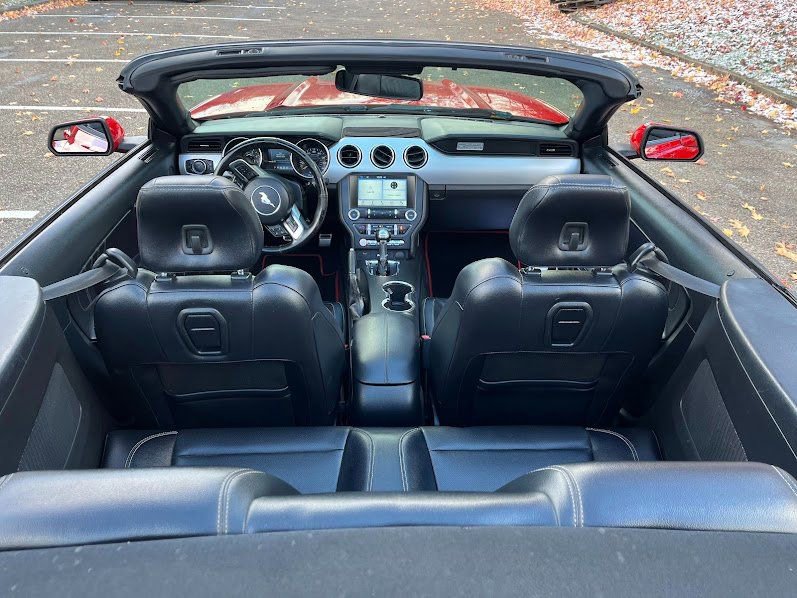 Used 2016 Ford Mustang Premium image 42