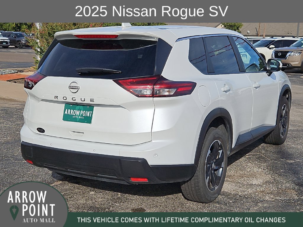 Used 2025 Nissan Rogue SV FWD image 11