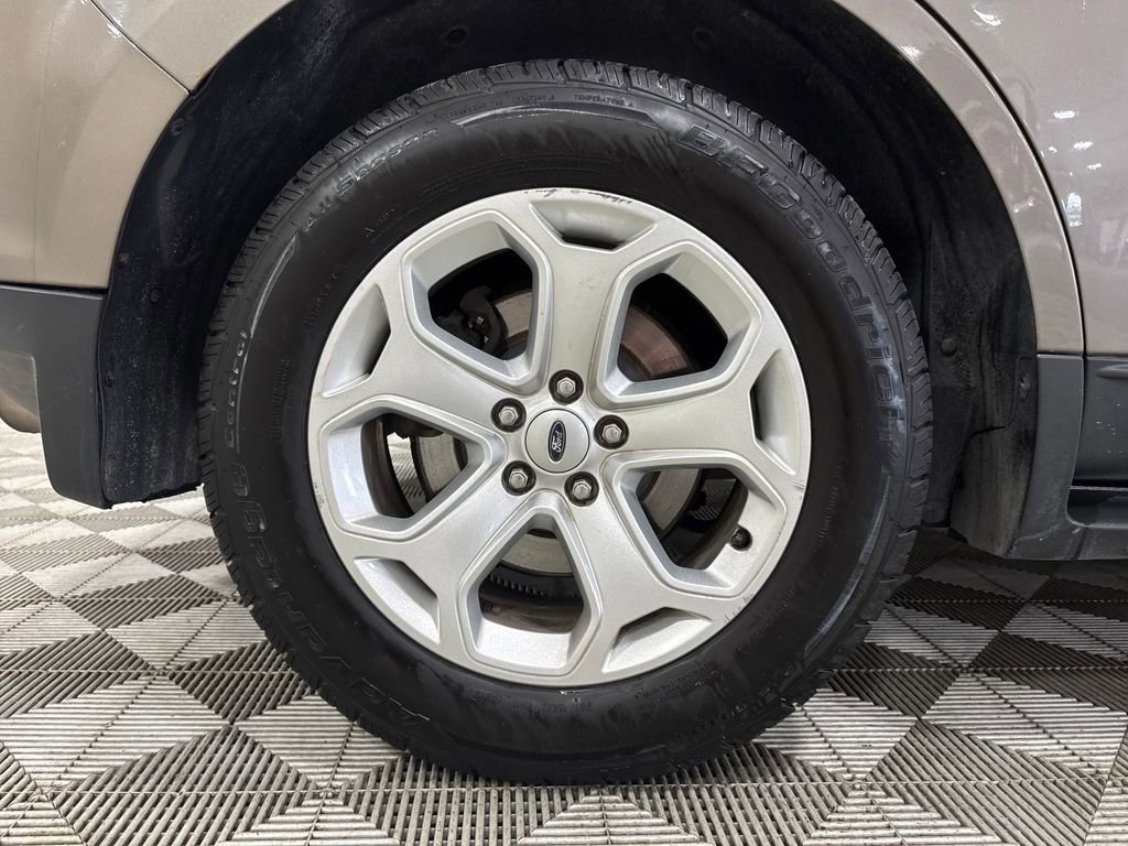 Used 2013 Ford Edge SEL image 47