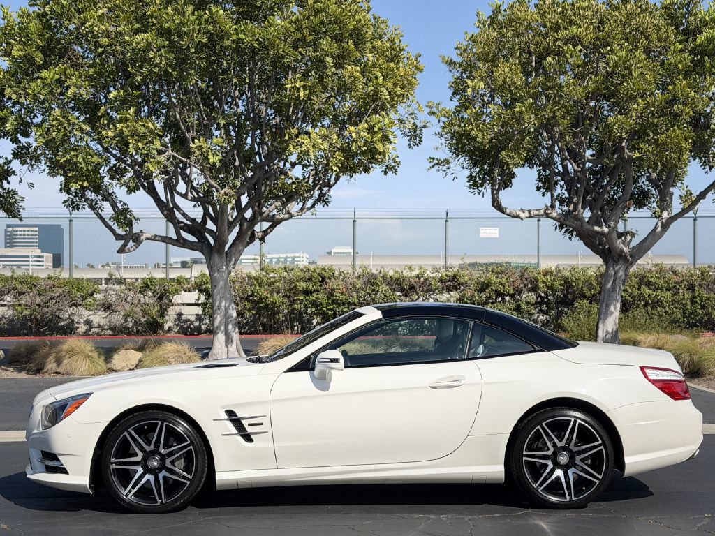 Used 2015 Mercedes-Benz SL 550 image 7