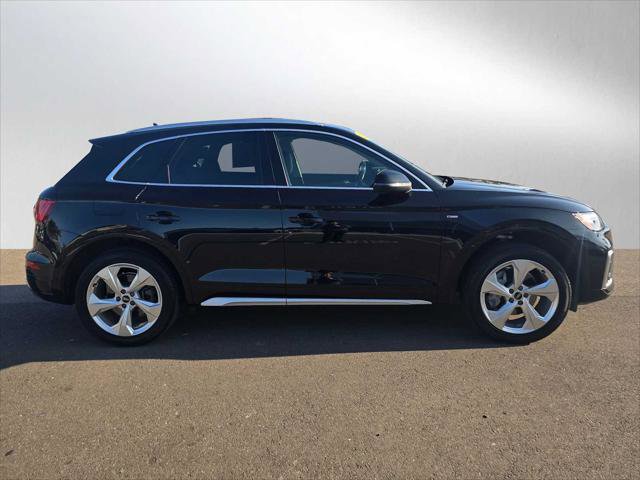 Used 2023 Audi Q5 2.0T Premium Plus w/ Premium Plus Package image 2