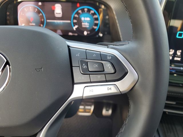 Certified 2026 Volkswagen Atlas Cross Sport SEL R-Line image 28