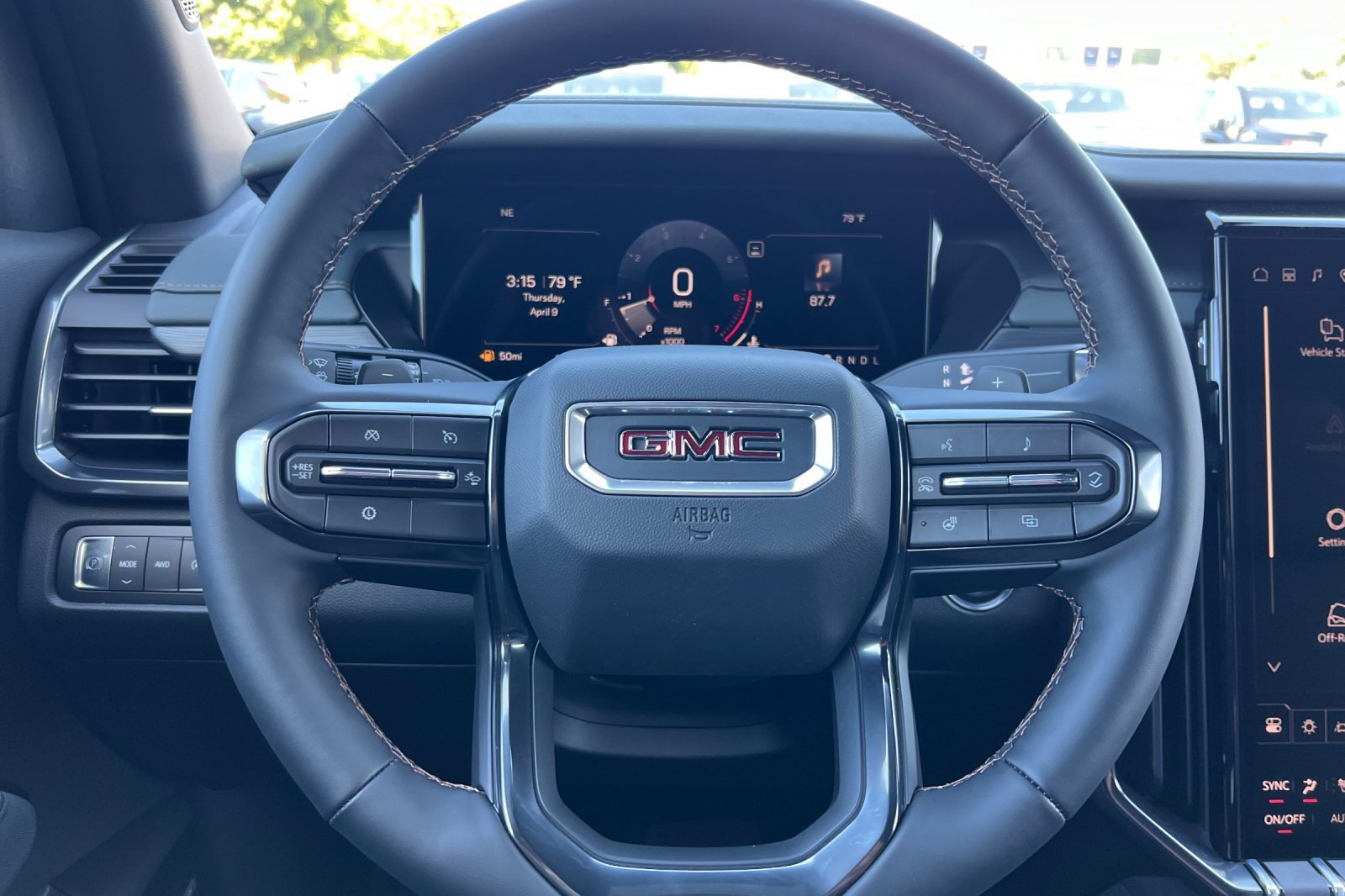 New 2026 GMC Acadia AT4 w/ LPO, Floor Liner Package AWD/4WD image 26