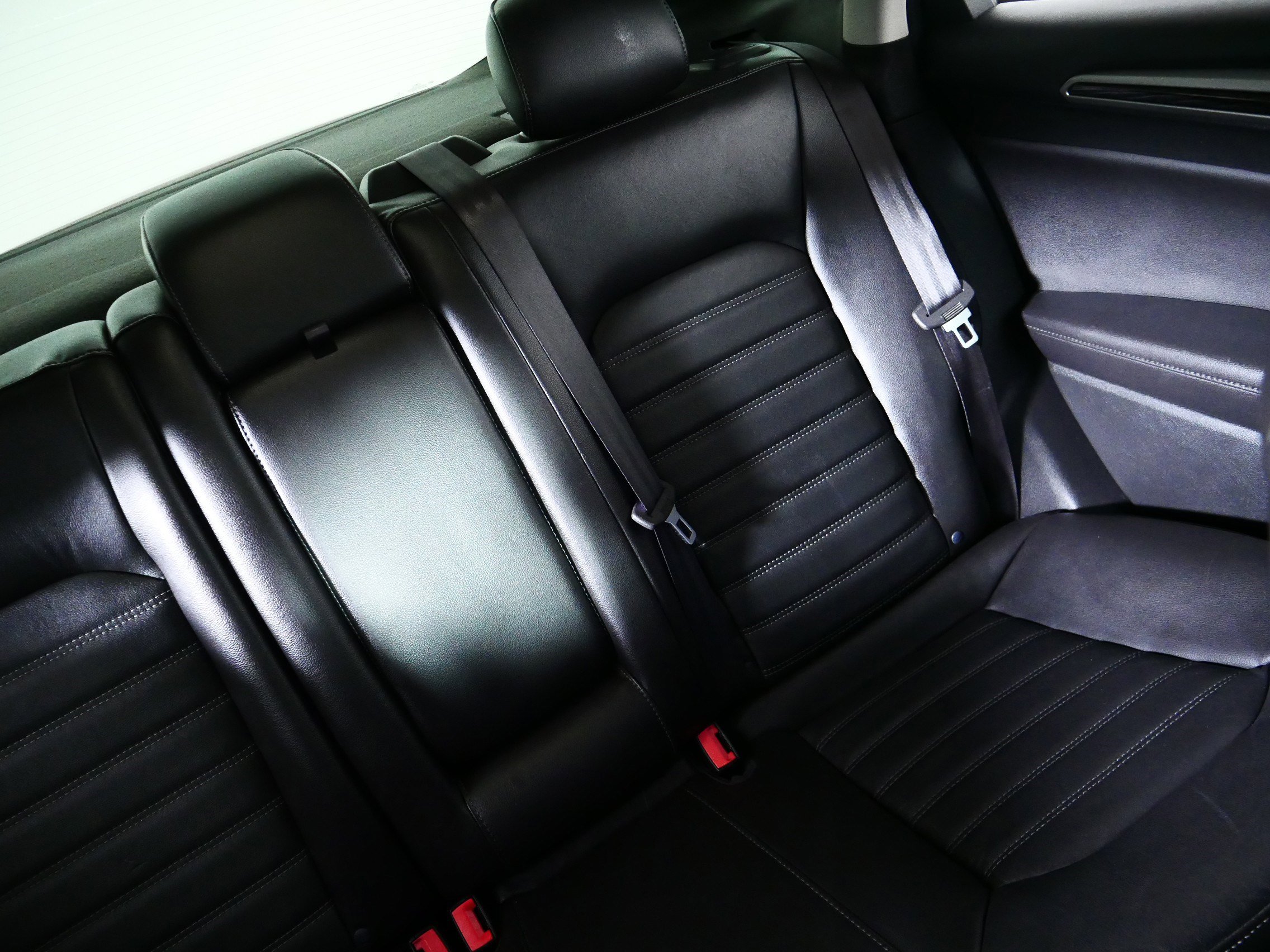 Used 2013 Ford Fusion SE FWD image 14