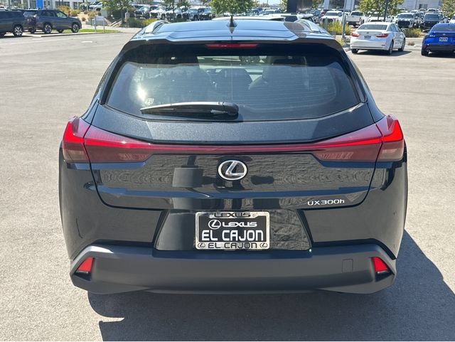 New 2026 Lexus UX 300h FWD image 5
