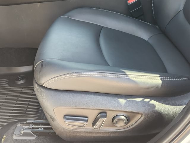 Used 2022 Toyota RAV4 XLE Premium FWD image 18