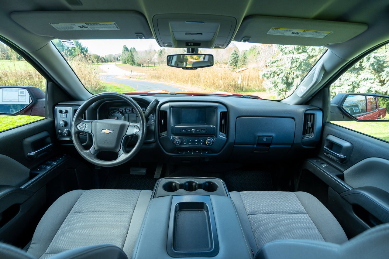 Used 2018 Chevrolet Silverado 1500 Custom image 11