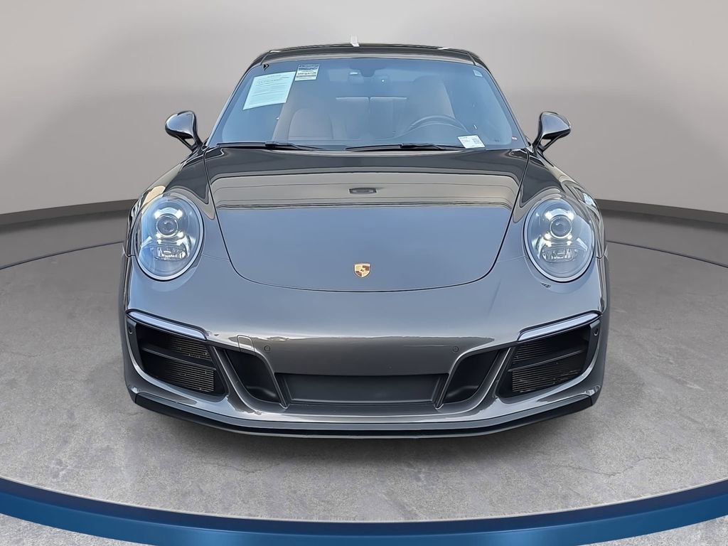Used 2019 Porsche 911 Carrera GTS RWD image 3