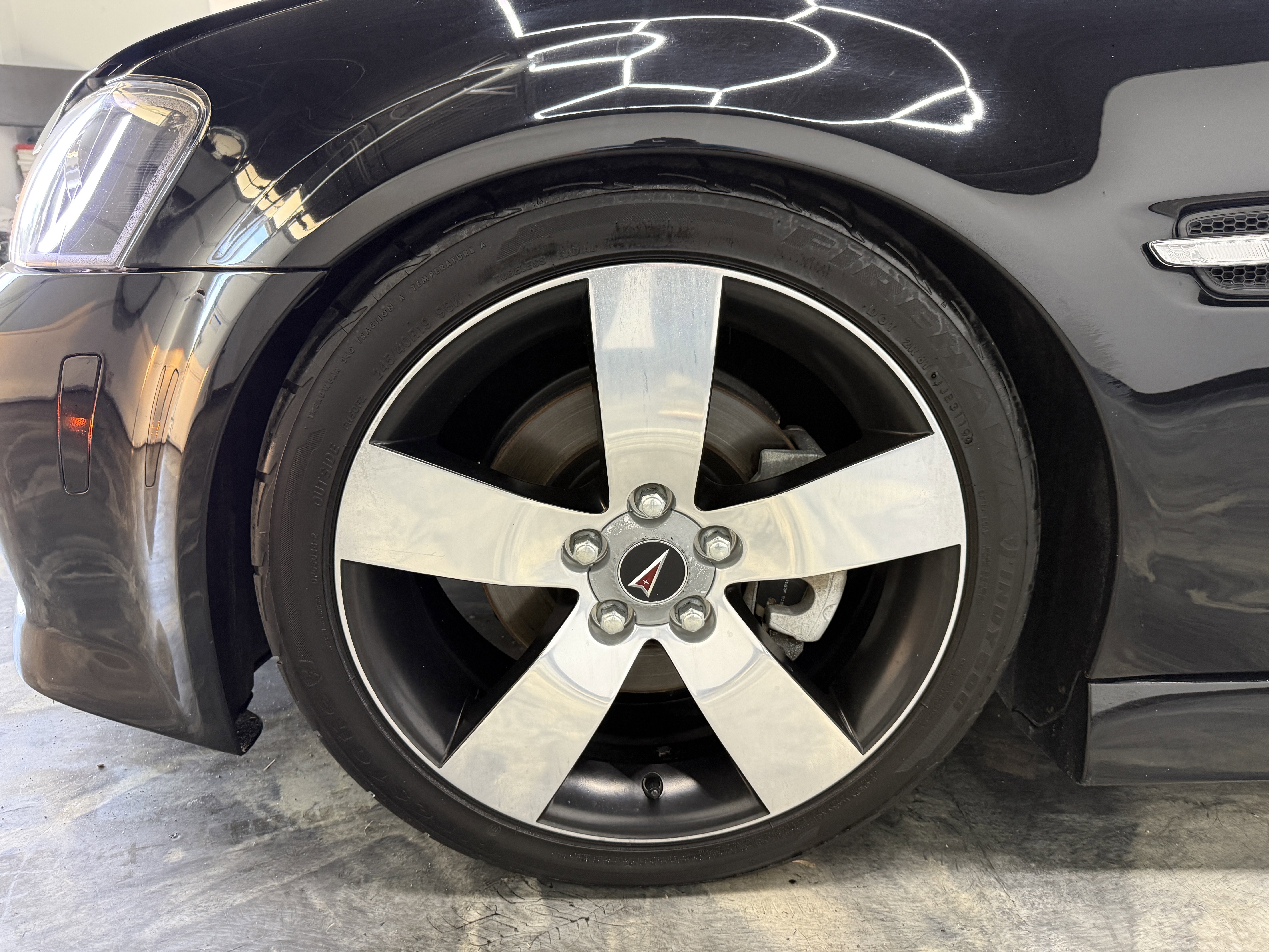 Used 2008 Pontiac G8 GT w/ Premium Package RWD image 22