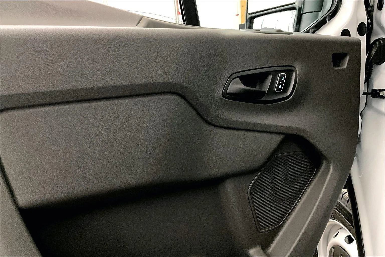 New 2026 Ford Transit 250 148 Medium Roof image 22