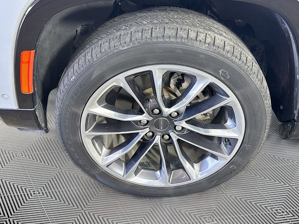 Used 2022 Jeep Wagoneer Series III w/ Premium Group I RWD image 34