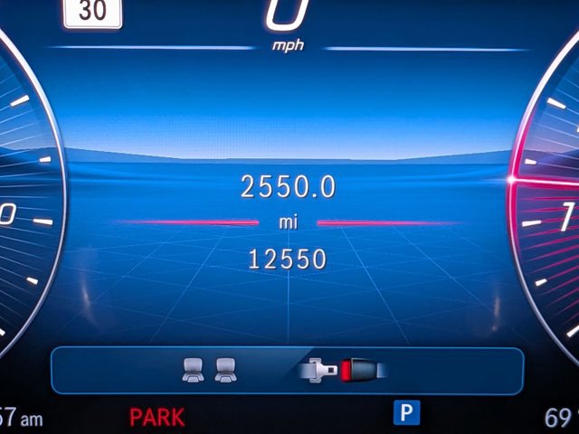 Used 2024 Mercedes-Benz CLE 450 4MATIC Cabriolet image 11