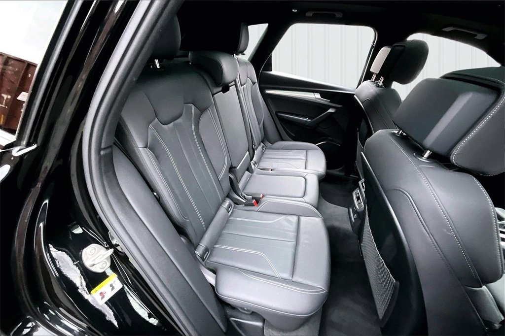 Used 2025 Audi Q5 2.0T Premium w/ Convenience Plus Package image 25