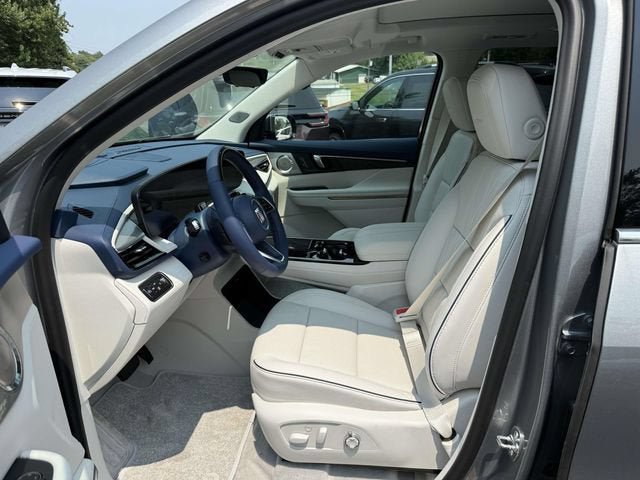 New 2026 Buick Enclave Avenir w/ Super Cruise Package AWD/4WD image 11