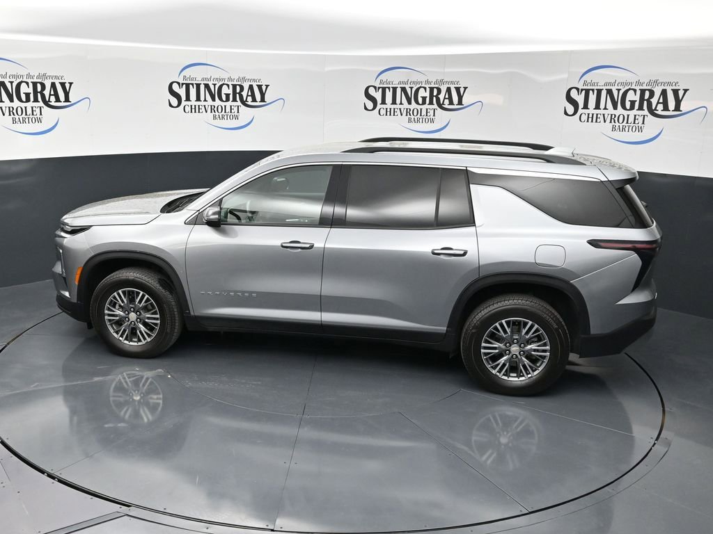Certified 2025 Chevrolet Traverse LT image 12