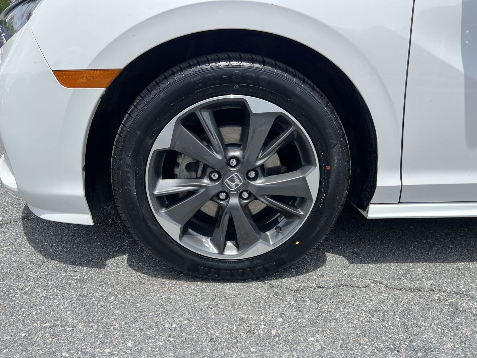 Used 2024 Honda Odyssey Elite image 12
