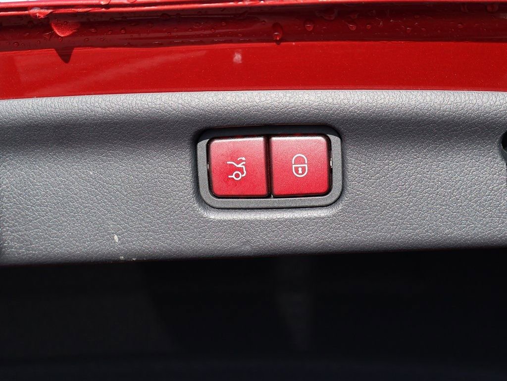 Certified 2022 Mercedes-Benz C 300 4MATIC Sedan image 18