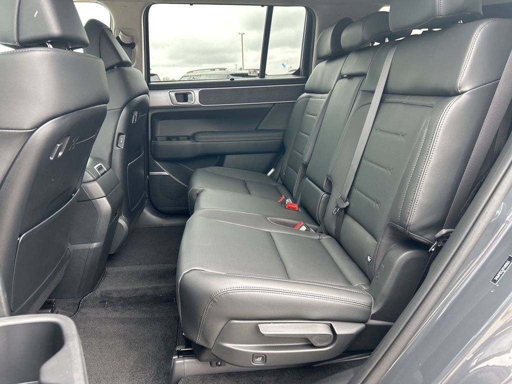 New 2026 Hyundai Santa Fe Limited image 9