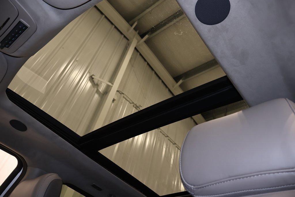 Certified 2026 Ford F350 Platinum w/ Platinum Plus Package image 37