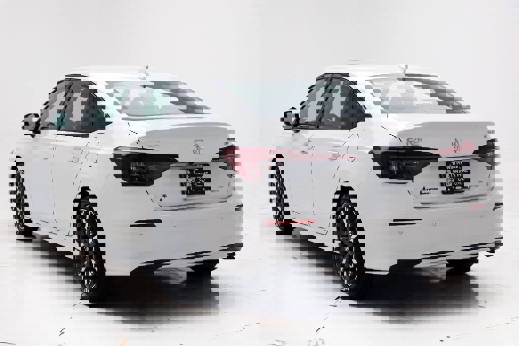 Used 2025 Honda Civic Sport Touring image 7