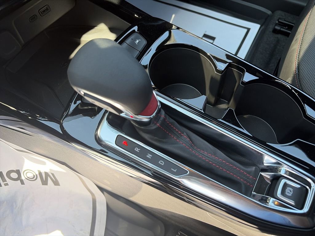 New 2026 Chevrolet Trax RS w/ Sunroof Package image 25
