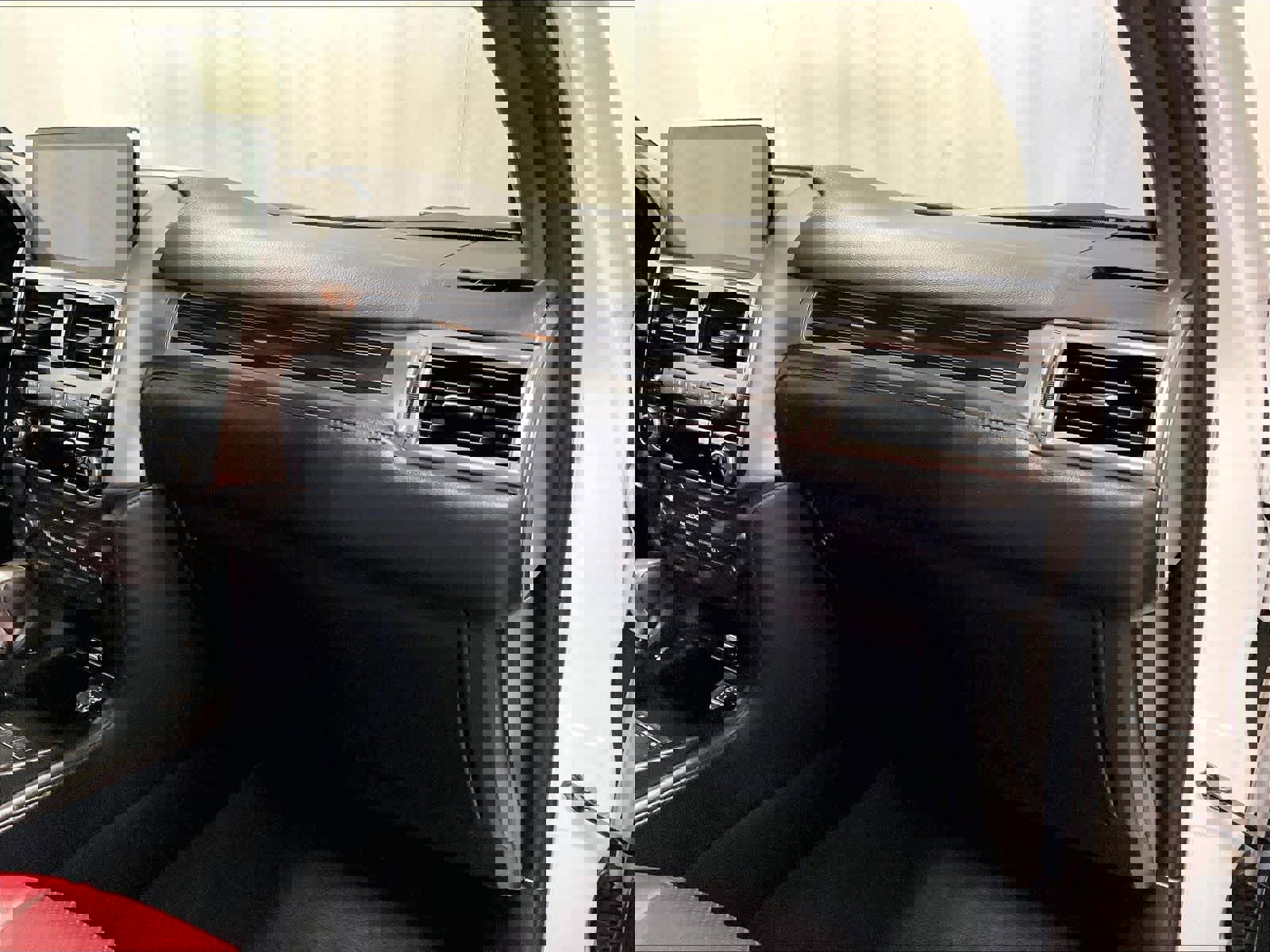 Used 2023 Lexus GX 460 Luxury w/ Sport Design Package image 13