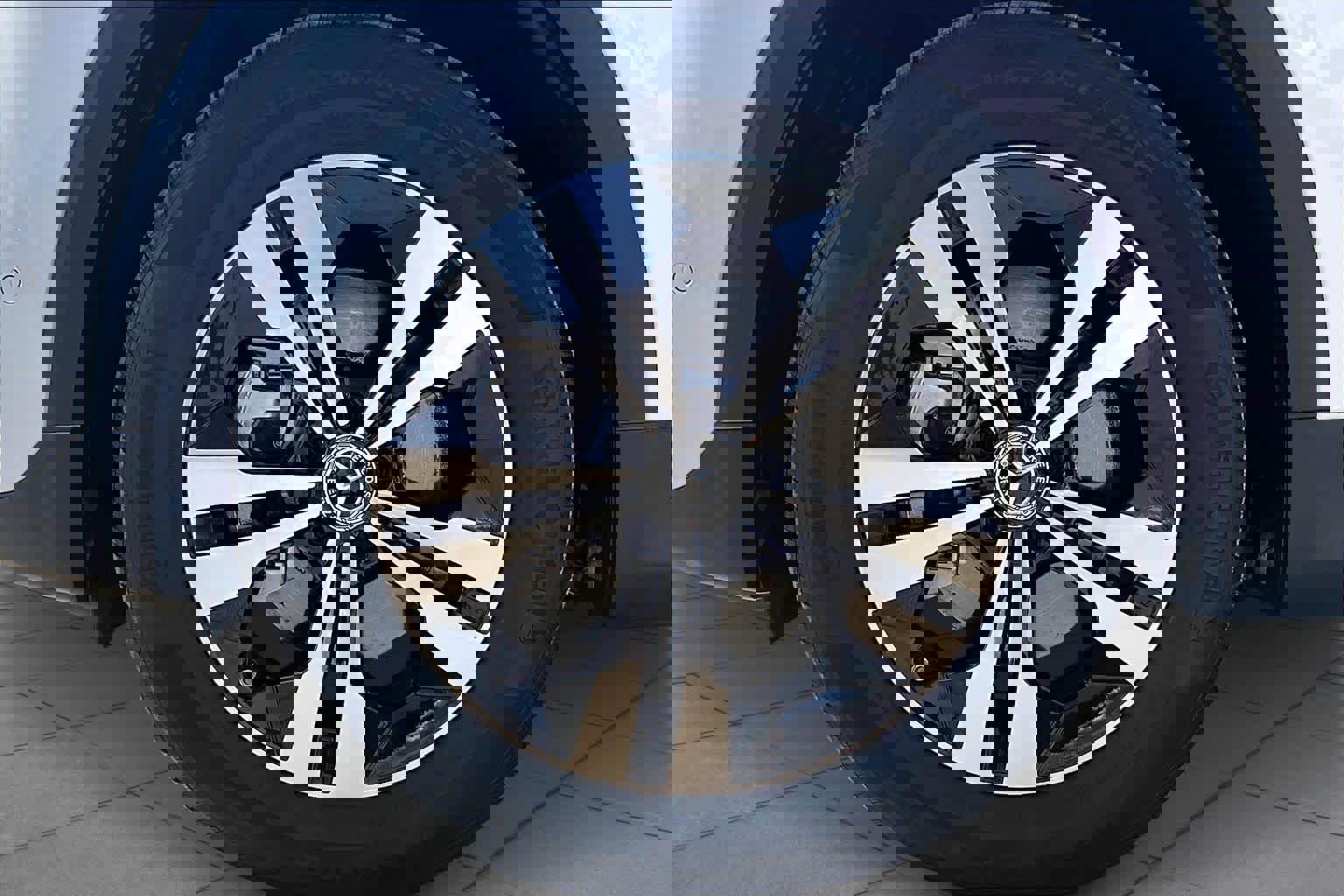 Used 2025 Mercedes-Benz GLA 250 image 10