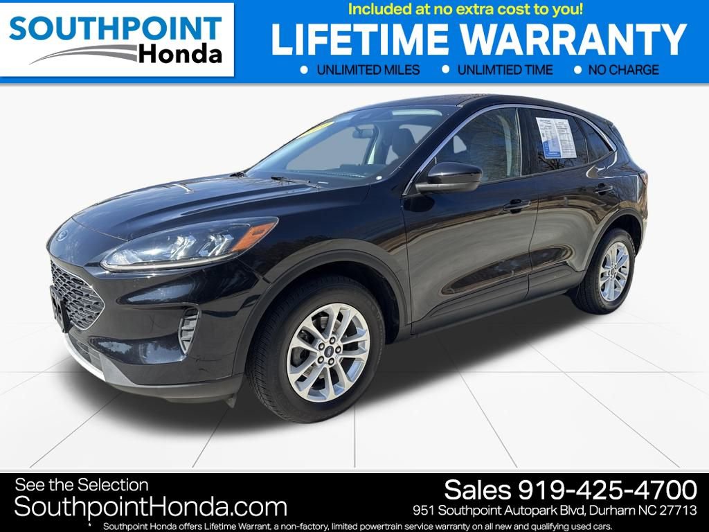 Used 2021 Ford Escape SE image 3