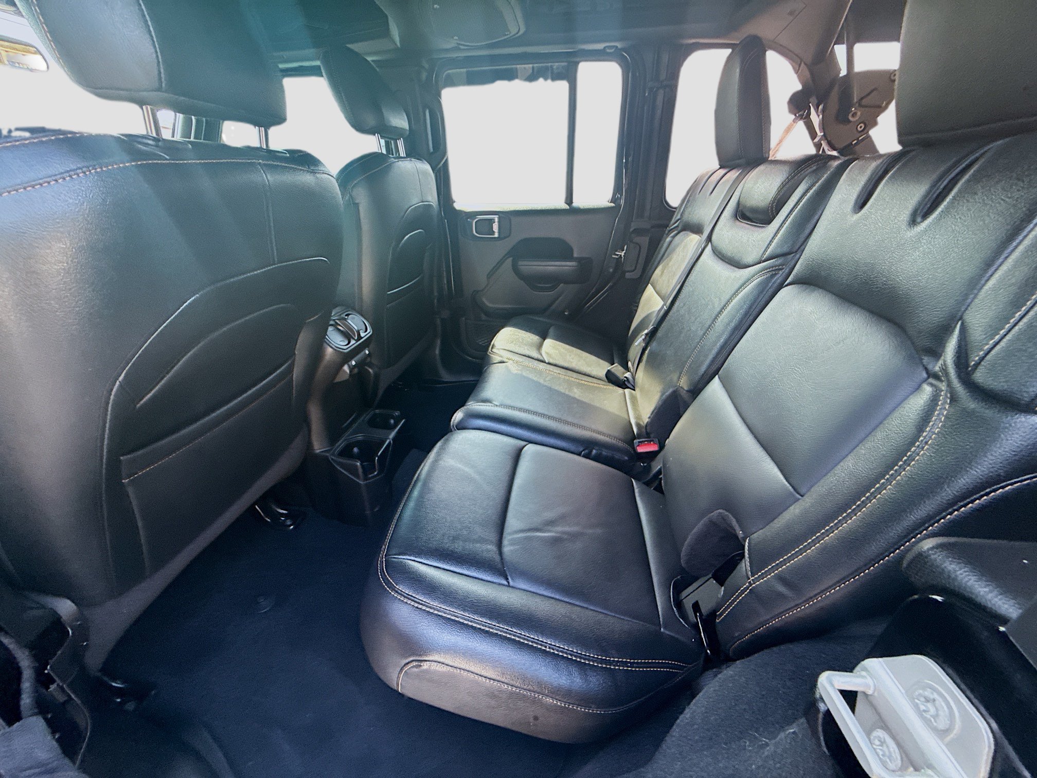 Used 2024 Jeep Wrangler Unlimited Sport AWD/4WD image 23