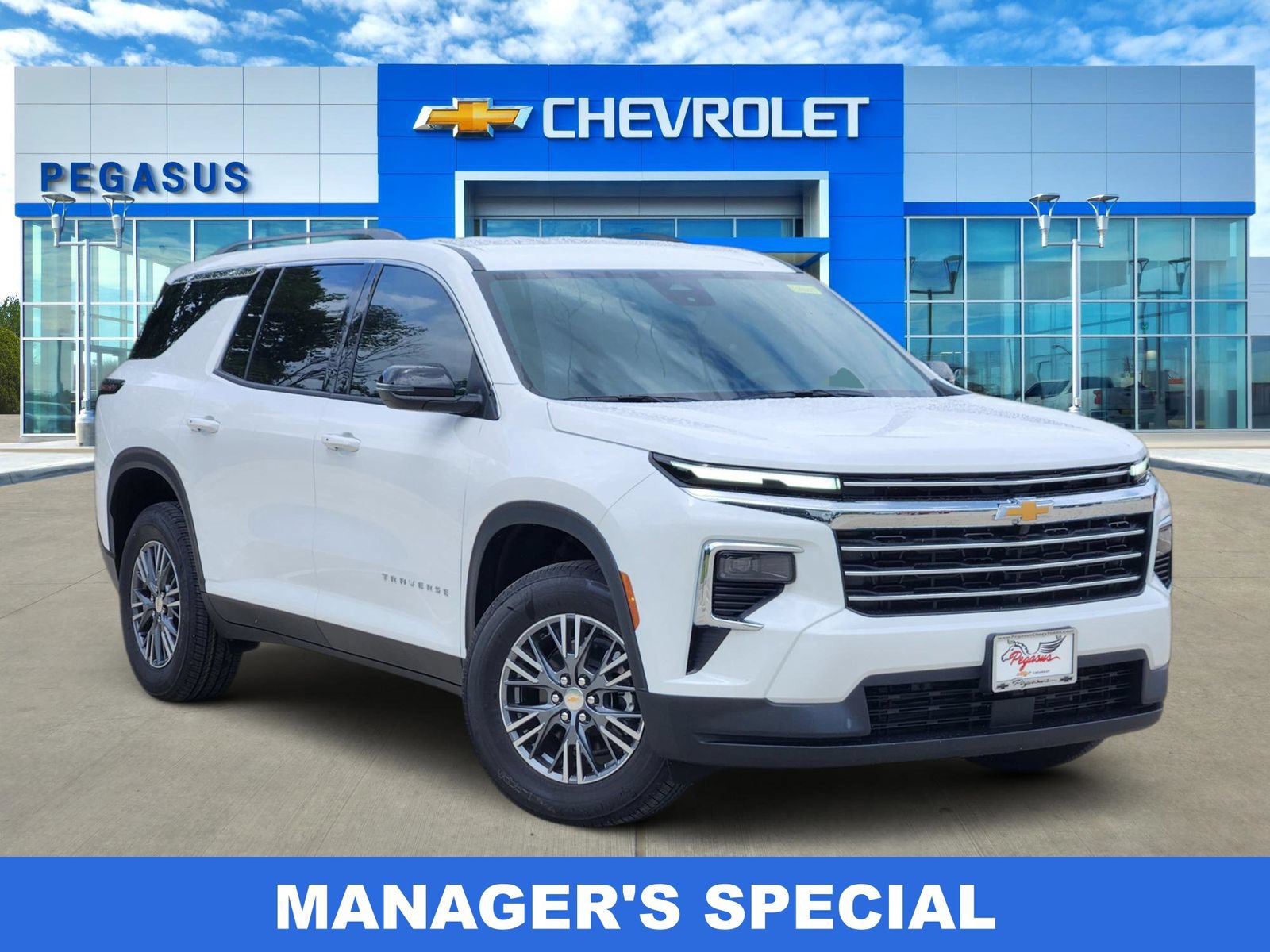 New 2026 Chevrolet Traverse LT