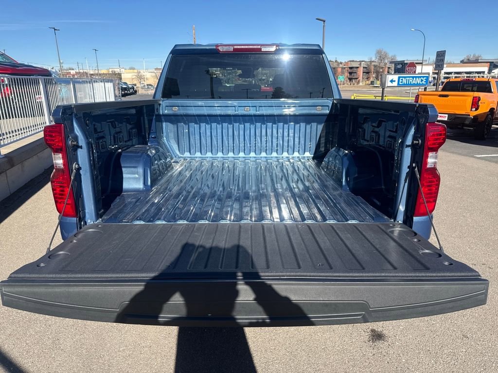 Used 2024 Chevrolet Silverado 1500 LT image 22