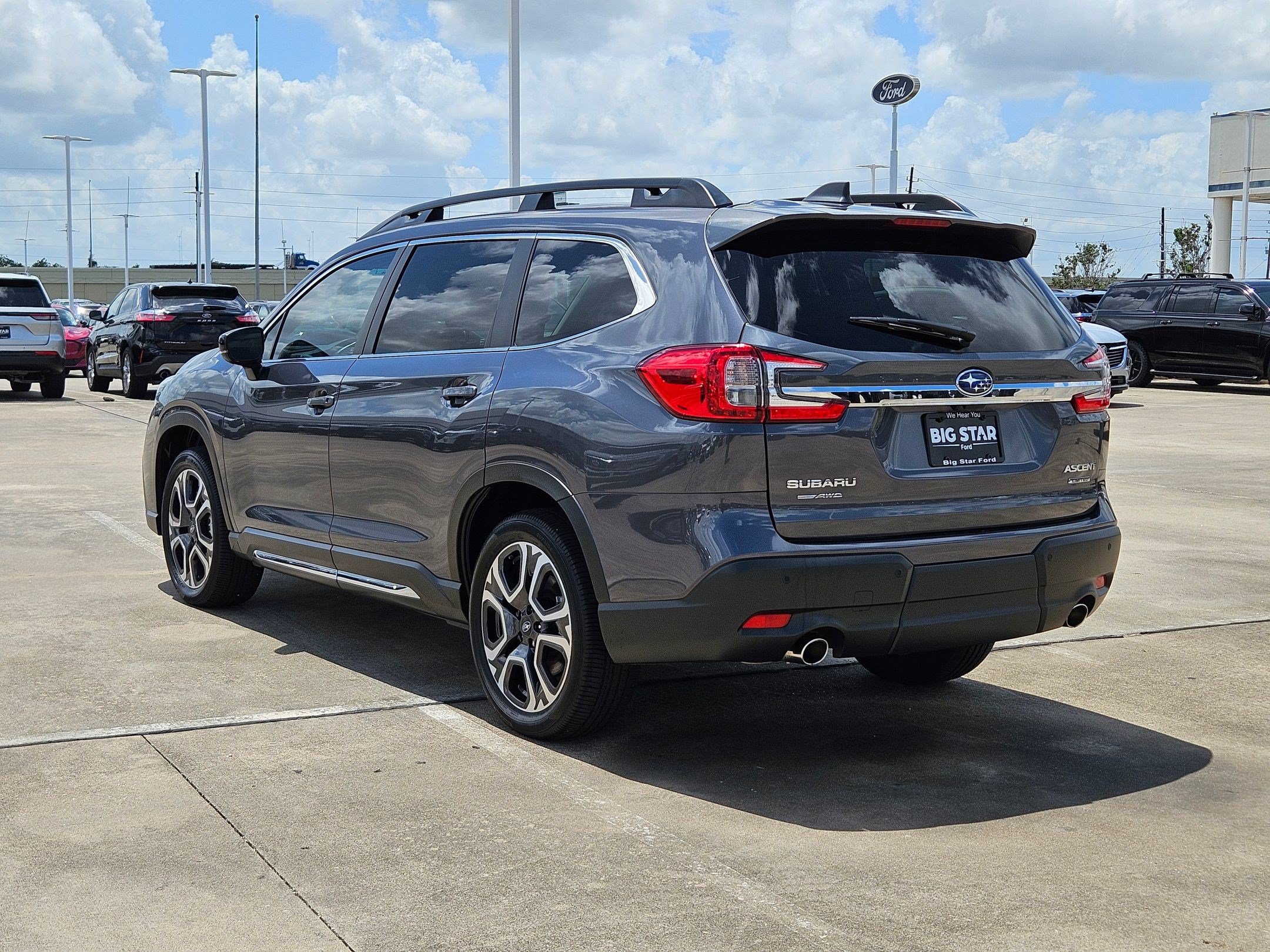 Used 2025 Subaru Ascent Limited AWD/4WD image 7