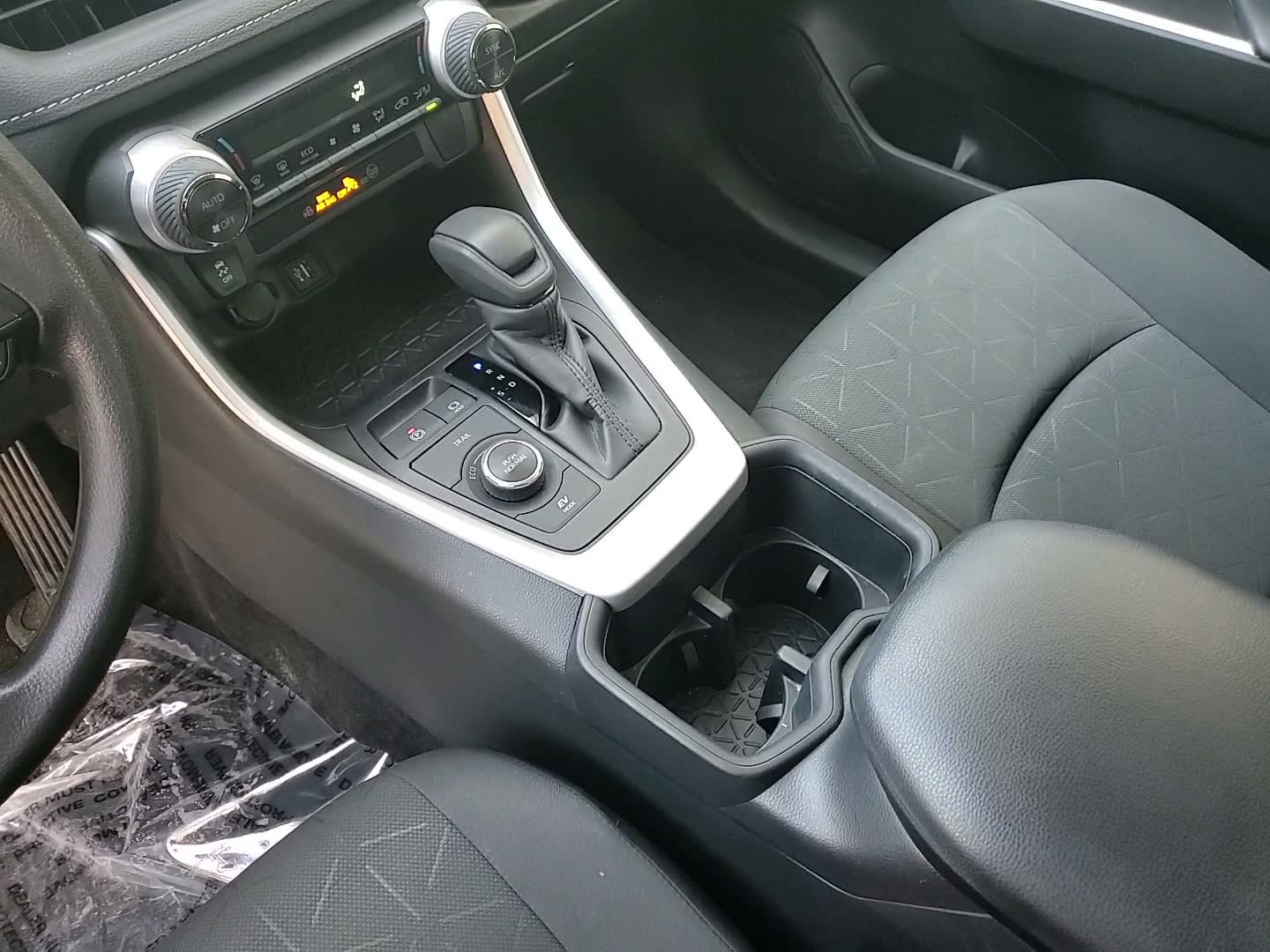 Certified 2024 Toyota RAV4 XLE image 26