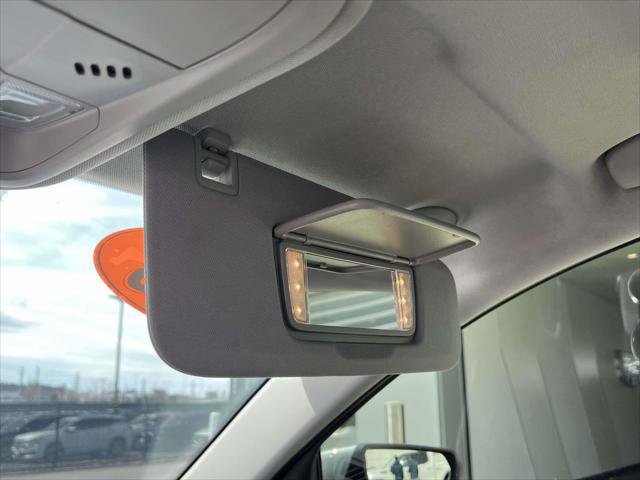 Used 2023 GMC Terrain SLE w/ Driver Convenience Package image 35