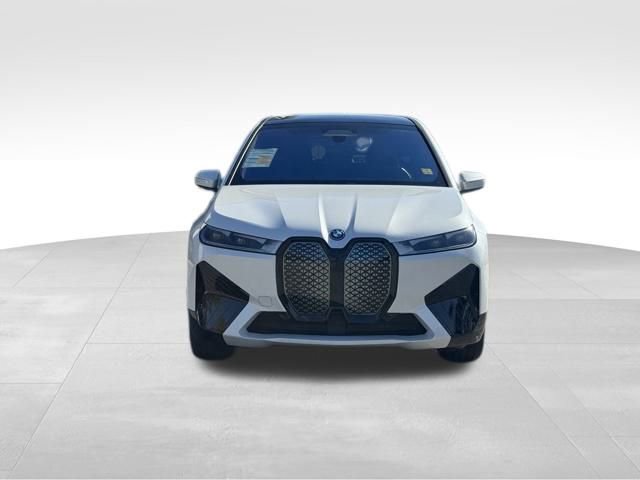 Certified 2025 BMW iX xDrive50 image 10