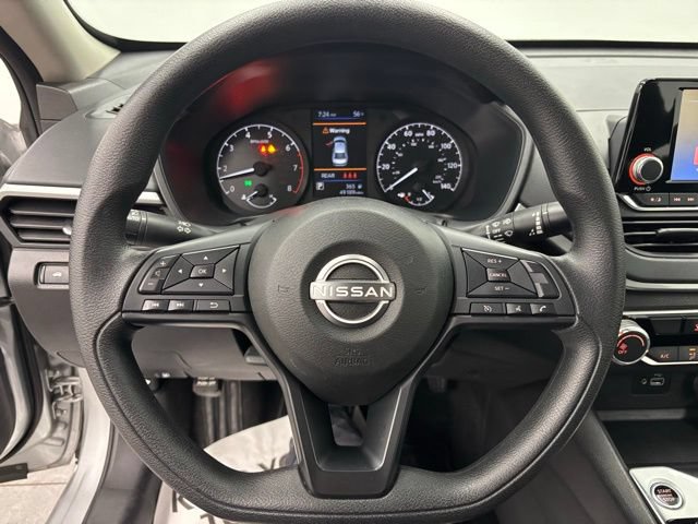 Used 2024 Nissan Altima 2.5 S FWD image 15