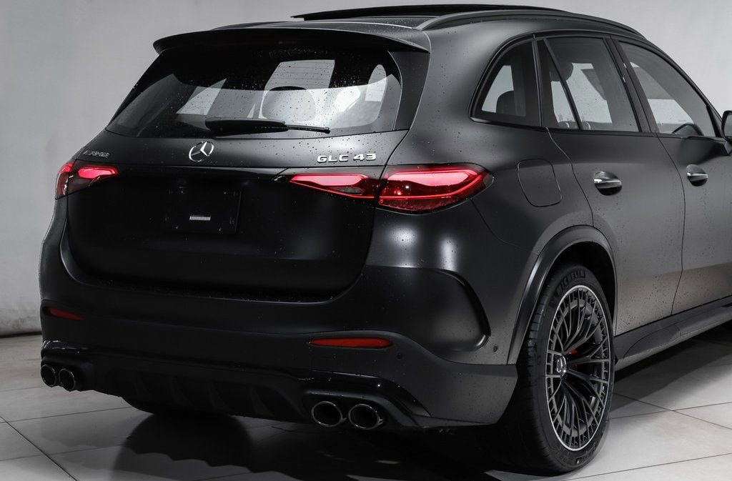 New 2026 Mercedes-Benz GLC 43 AMG 4MATIC image 4