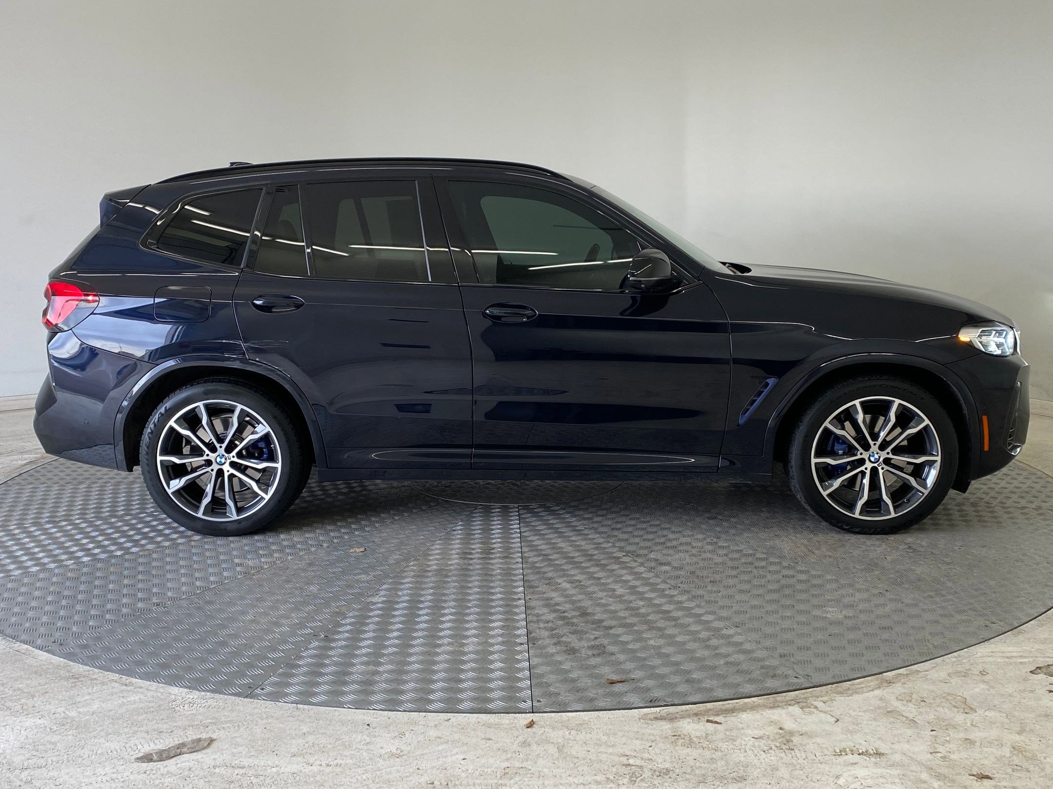 Used 2022 BMW X3 M40i w/ Premium Package image 8