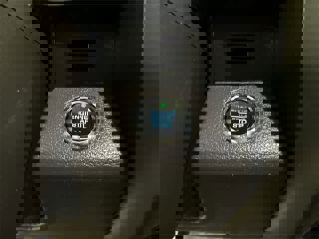 Used 2018 Ford Expedition XLT w/ Equipment Group 202A image 10