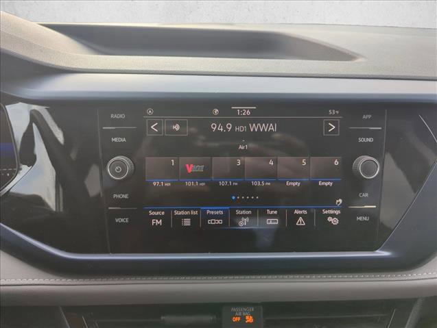 Used 2024 Volkswagen Taos SE image 10