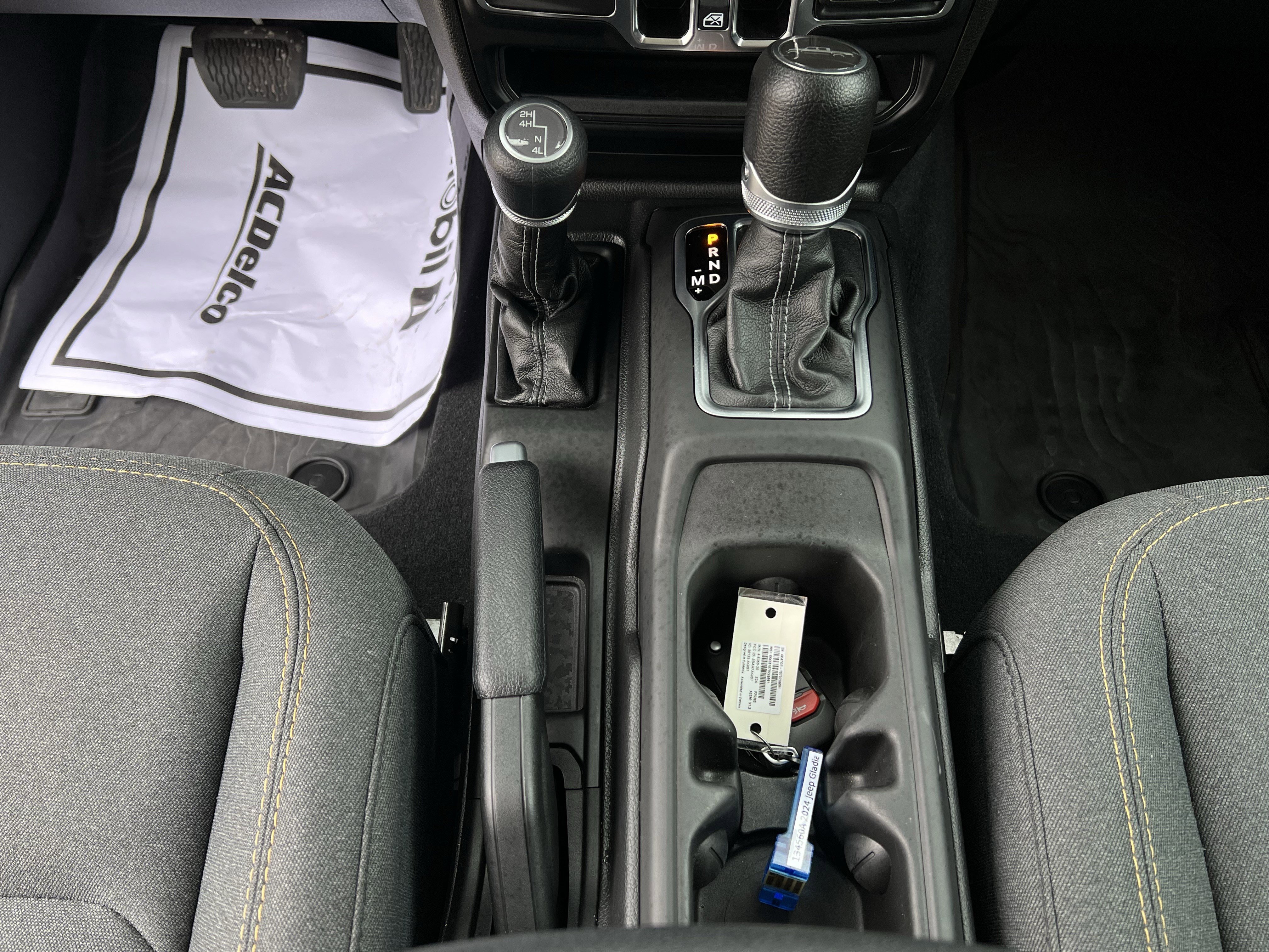 Used 2024 Jeep Gladiator Sport image 21