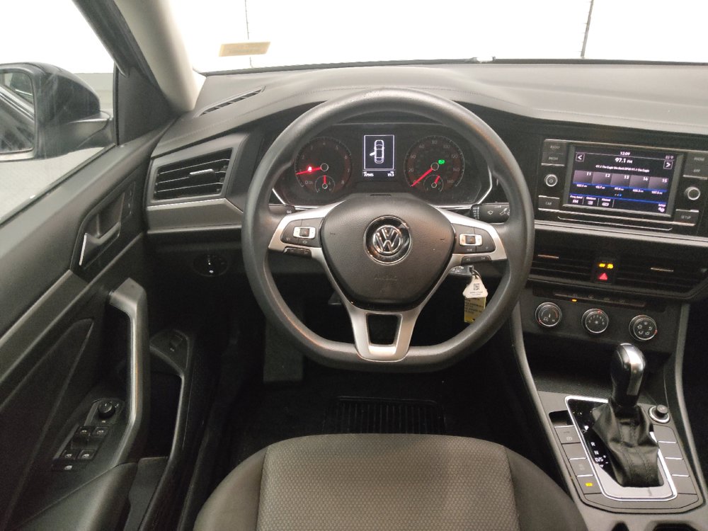 Used 2019 Volkswagen Jetta SE FWD image 22