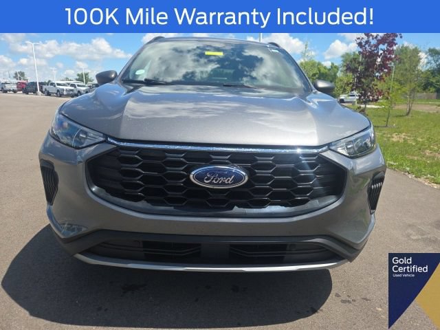 Used 2025 Ford Escape ST-Line AWD/4WD image 4