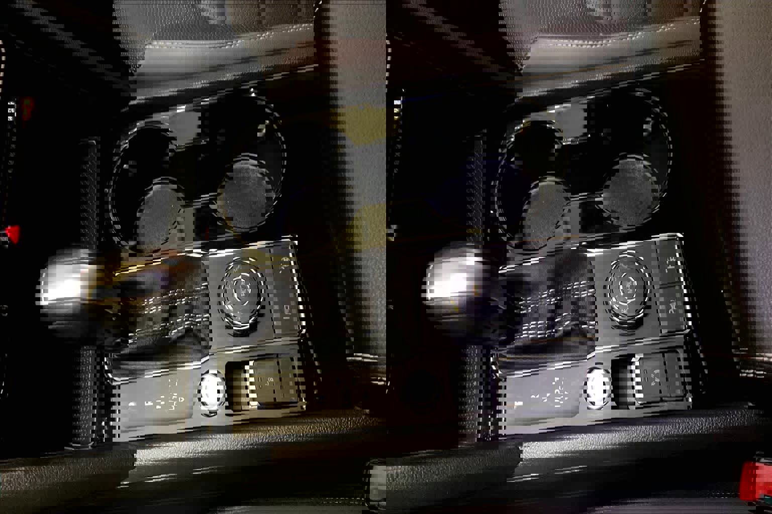 Used 2021 Volkswagen Atlas SEL Premium image 15