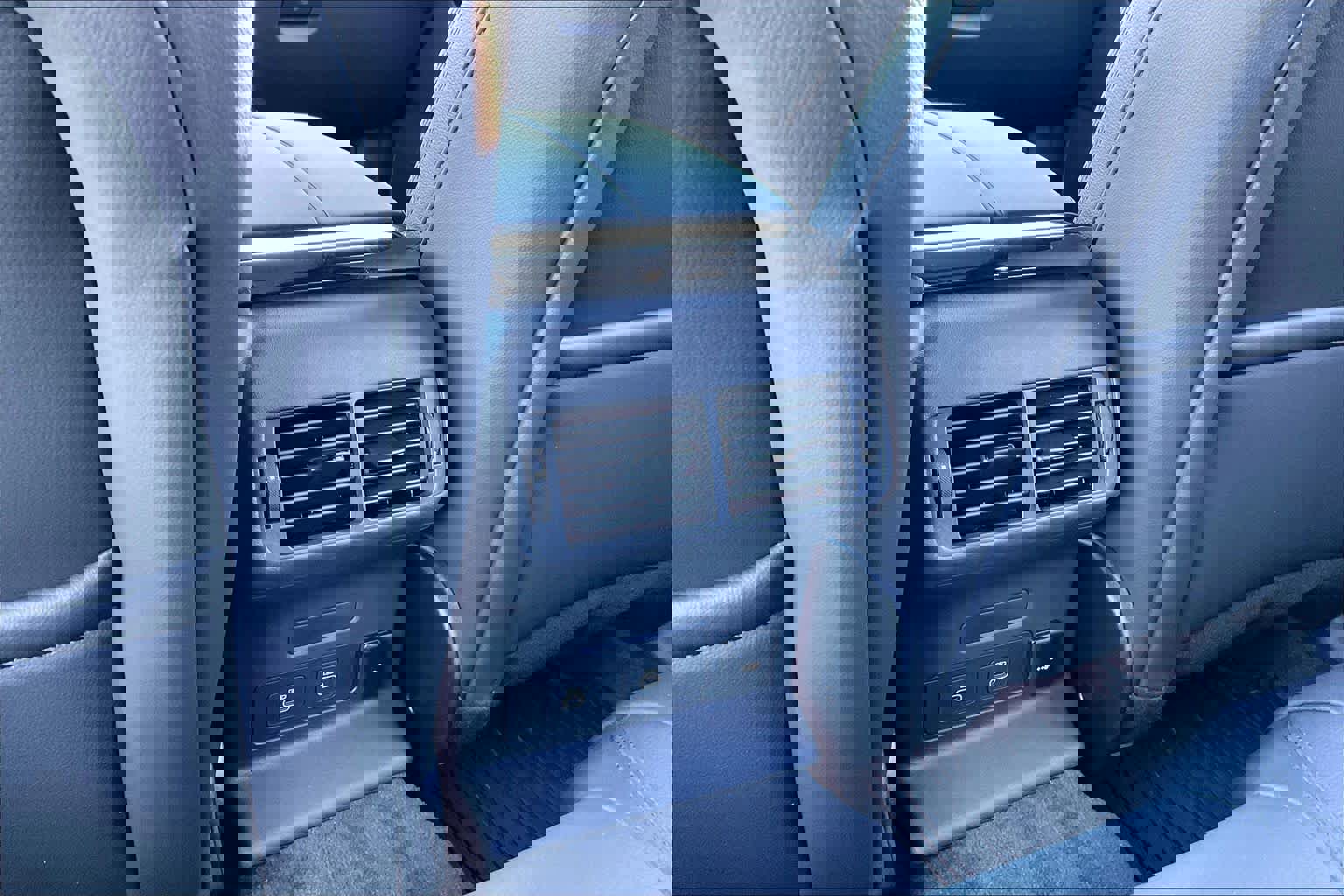 New 2026 Land Rover Range Rover Velar S image 16