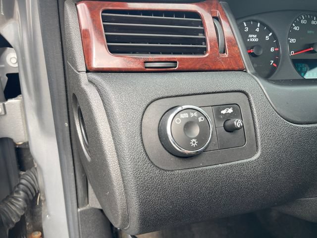 Used 2006 Chevrolet Impala LS FWD image 25
